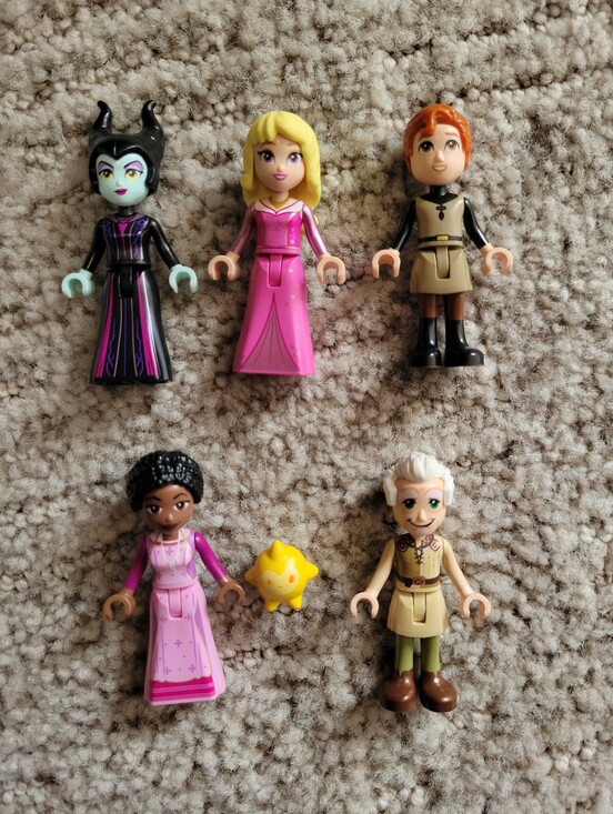 Lego Disney Princess Mini Figures - Sleeping Beauty And Wish